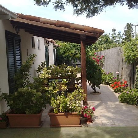 Villa Verdemare Naxos جيارديني ناكسوس المظهر الخارجي الصورة