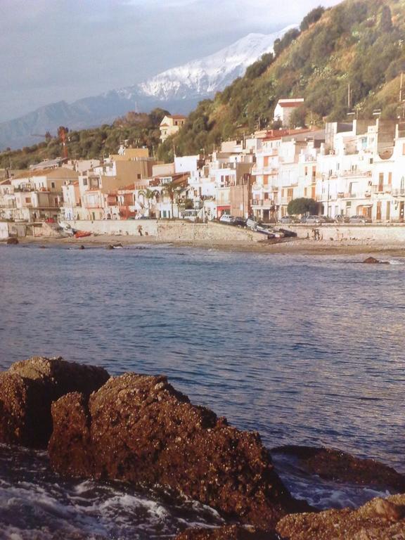 Villa Verdemare Naxos جيارديني ناكسوس المظهر الخارجي الصورة